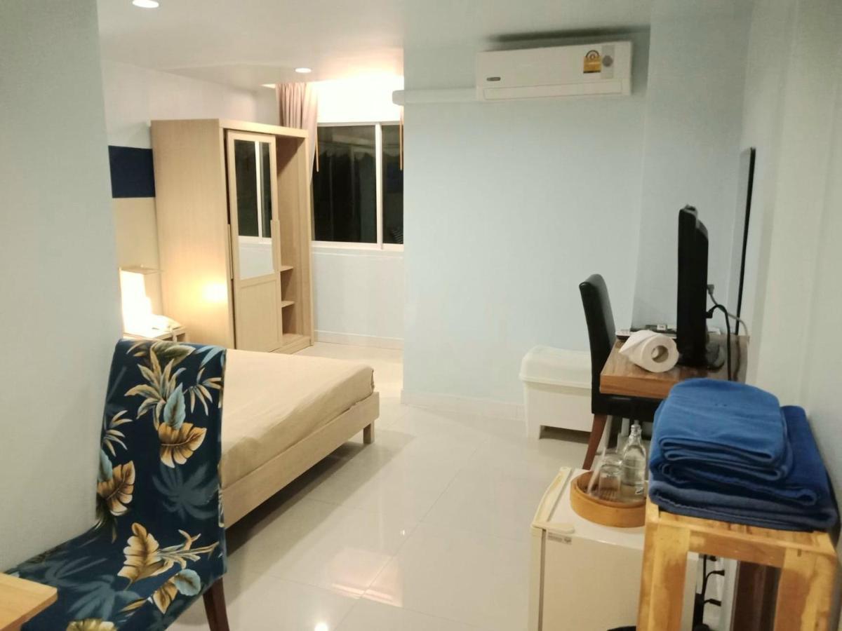 Limburi Hometel Phuket Luaran gambar